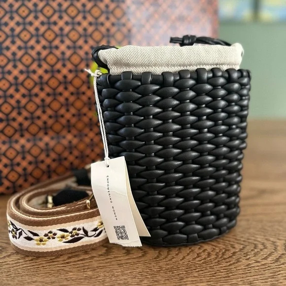 NWT! NEW! Tory Burch Emerson Basketweave Woven Mini Bucket Bag -Women leather - Picture 5 of 12